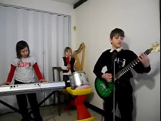 La meilleur reprise de Rammstein de tout les temps : gamins énorme