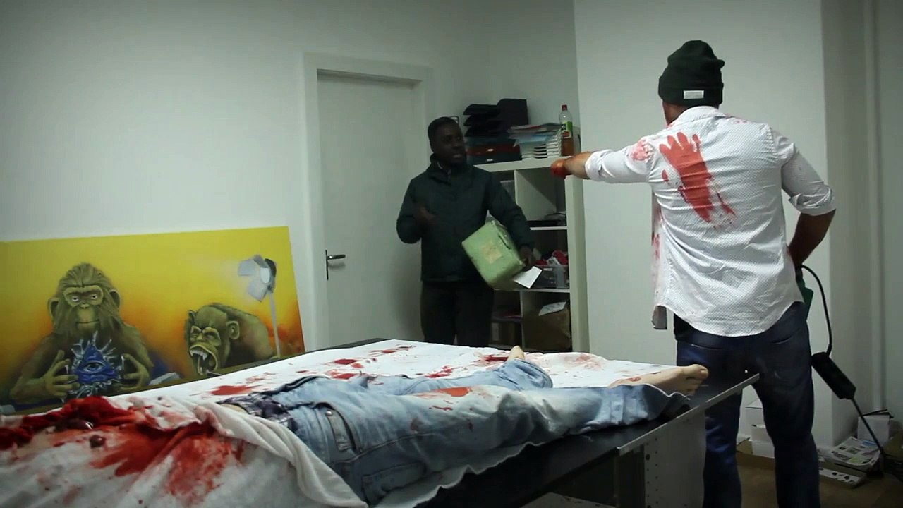 CRAZY HALLOWEEN PRANK !!!
