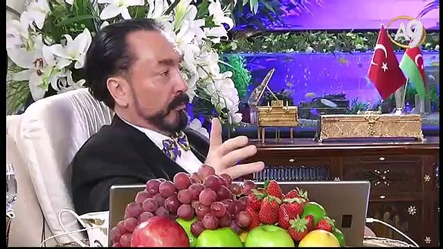 Mahmut Efendi Hazretleri ben Mehdi'yi göreceğim diyor.