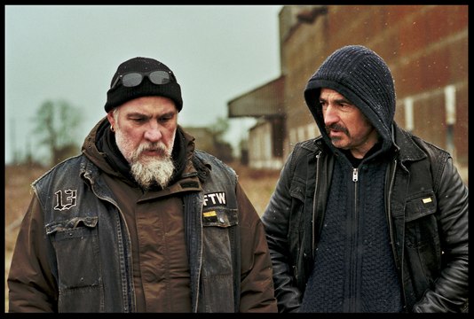 Bande annonce LES PREMIERS, LES DERNIERS VF