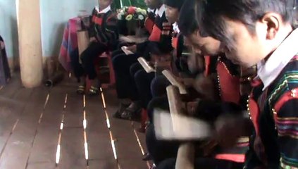 Gong Ching Ê Đê Viet Nam 5