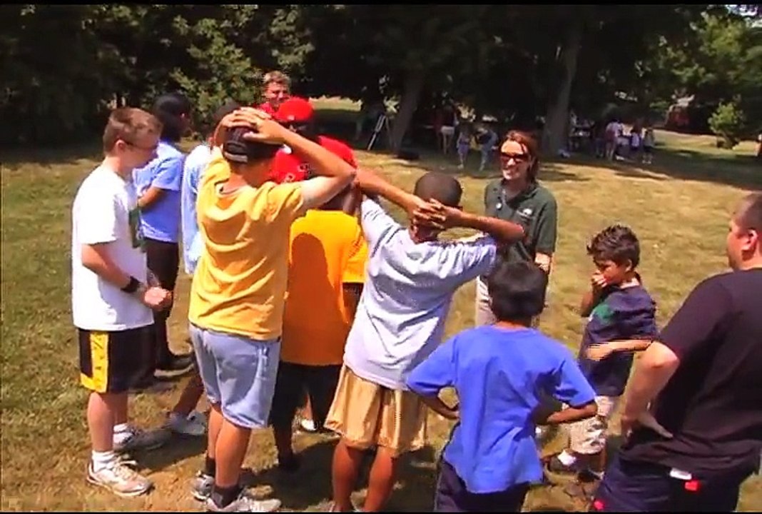 Vote Aug. 8 for Chicago Zoological Society - 100 Cars for Good