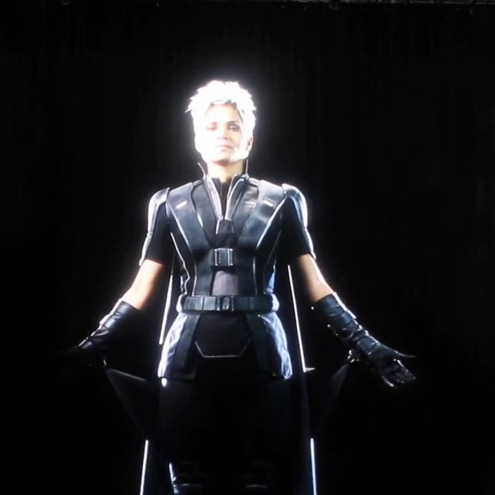 映画「X-MEN:フューチャー&パスト」ホログラム（ストーム）