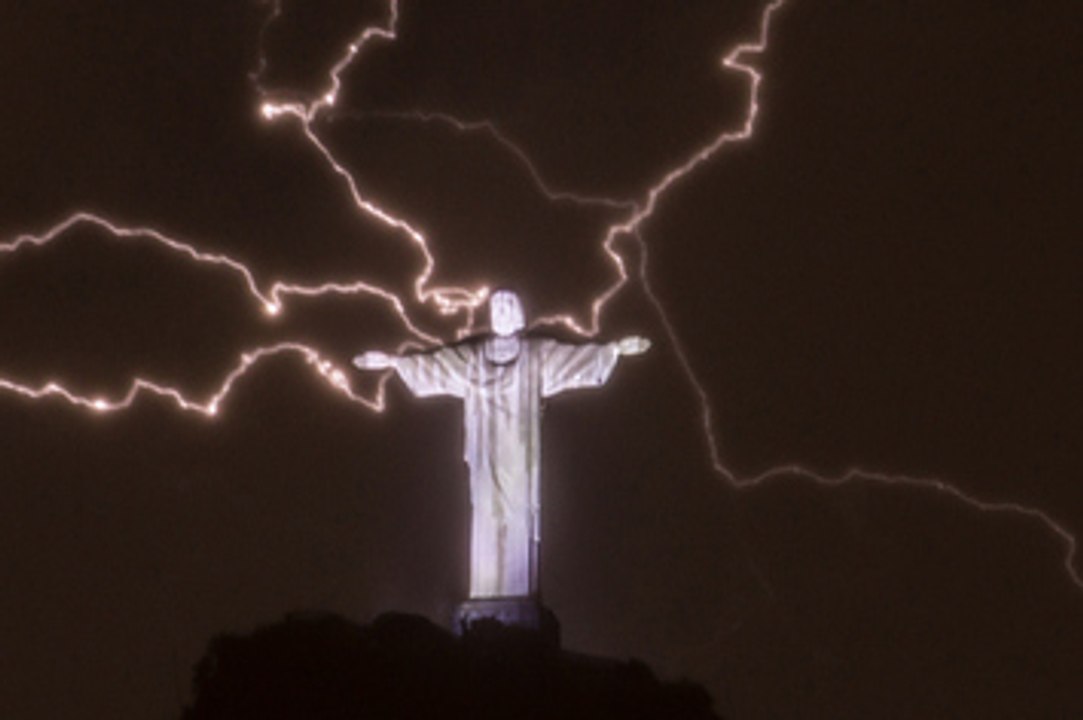 Crazy Lightning Strikes Way Too Close