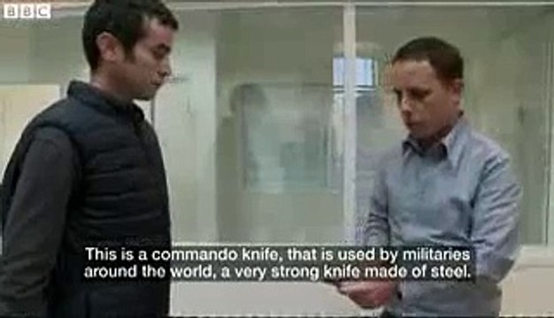 Israeli TV reporter stabbed demonstrating 'knife-proof' vest - BBC News