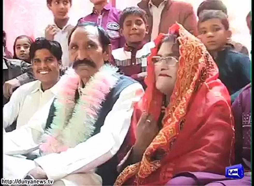 فیصل آباد میں محبت کی انوکھی داستان رقم ہو گئی، پینتیس سال کی محبت بالاخر رنگ لے ہی آئی، ساٹھ سالہ جوڑا ہمیشہ کیلئے ایک