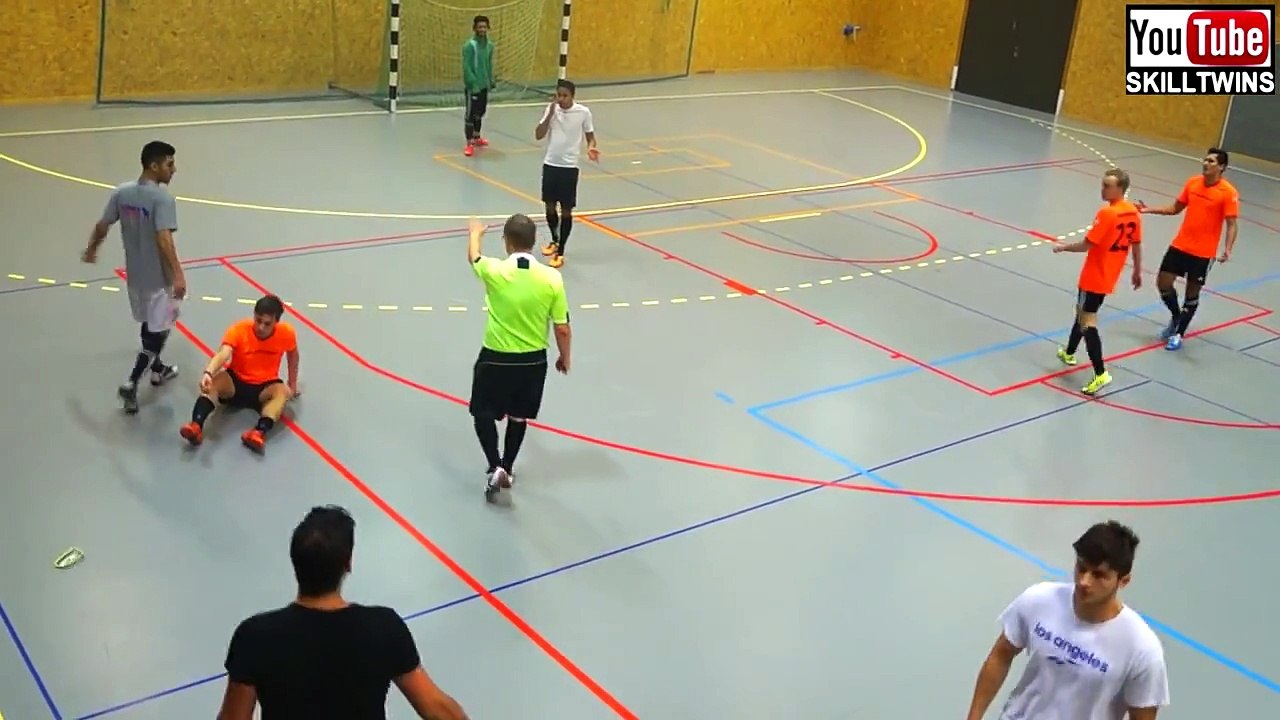 Amazing FUTSAL Twins - Ultimate Skills ★ Falcao/Neymar/Ronaldo Skills - SkillTwins