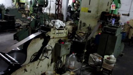 Herrajes para Muebles & Herrajes para Gabinetes - China: Bisagra de Cazoleta ECO / Production 6