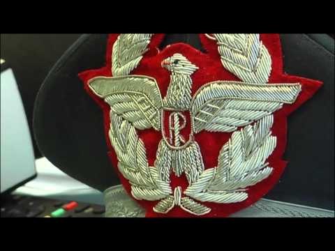 Napoli - Raccomandazioni per superare concorso: arrestati tre marescialli della Finanza (14.12.15)