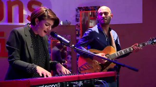 Tunivisions live : Amal Cherif au chant et Hedi Fahem à la guitare