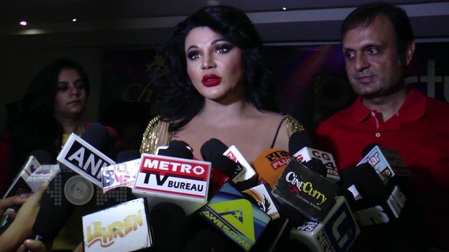 OMG ! Rakhi Sawant Calls Sunny Leone A 'WHORE' – WATCH NOW