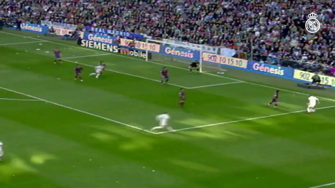 zezo playing daies