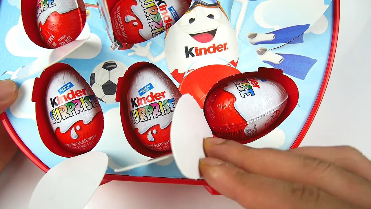 2 BIG HULK Marvel SMASH KINDER SURPRISES EGGS - Unboxing and Opening Toys for Kids