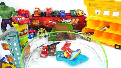 BIGGEST SHARK ATTACK LIGHTNING MCQUEEN CARS IN A POOL!!! HULK Try To Save Him And His Friends!