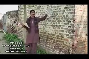 Funny Video - Newspaper Seller Prank