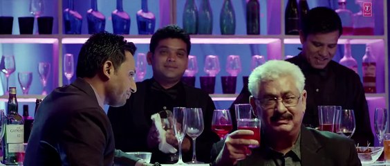 Bollywood song 'Phatte Tak Nachna' - 'Dolly Ki Doli'