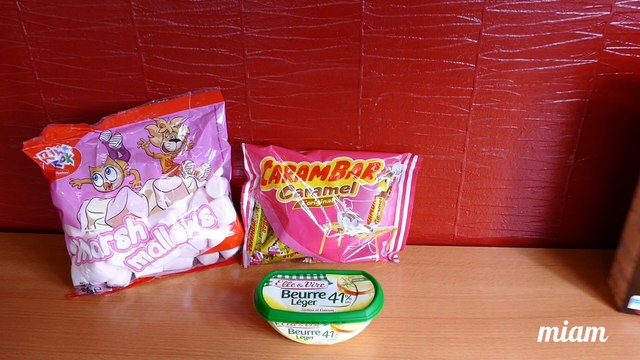 Barres de céréales aux carambars et chamallows