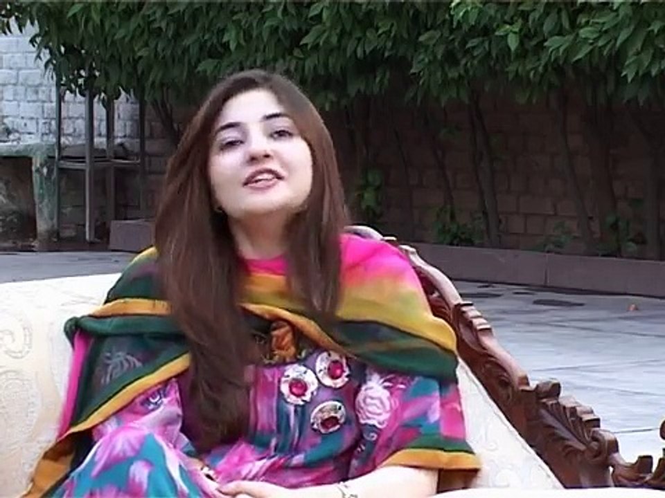 Numyale - A Day with Gul Panra 2016 HD 720p Part-1