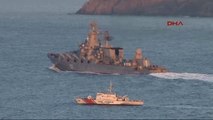 Rus Savaş Gemisi Boğazdan Geçti