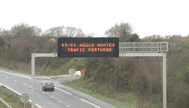 Manif anti-NDDL : périph' nantais bloqué, circulation bloquée