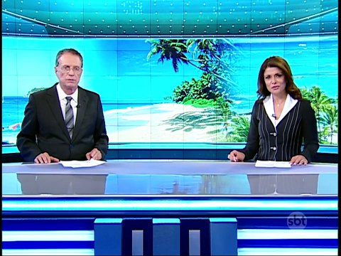 Consultora de moda fala sobre tendências de biquínis e maiôs para o verão