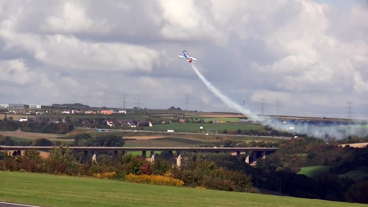 JET ITALIA TURBINES AVANTI S LEONARDO SCARDIGLI GIGANTIC RC JET FLIGHT SHOW / Jetpower Mes