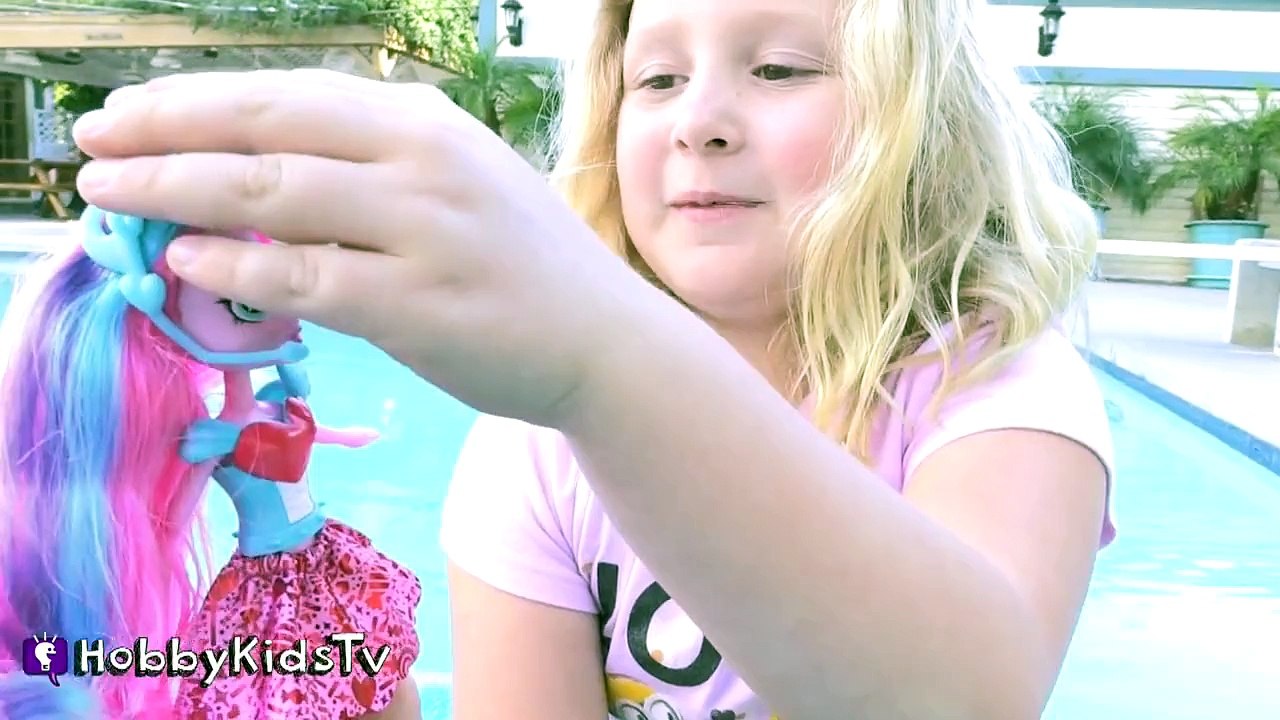 MLP PINKIE PIE Equestria Girls Rainbow Rocks! + Shopkins by HobbyKidsTV