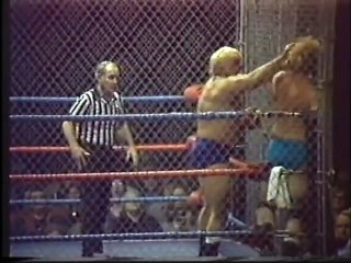 Nick Bockwinkel vs The Crusher (cage match)