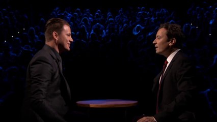 Egg Russian Roulette entre Jimmy Fallon et Channing Tatum - The Tonight Show du 18/12/15 sur MCM!