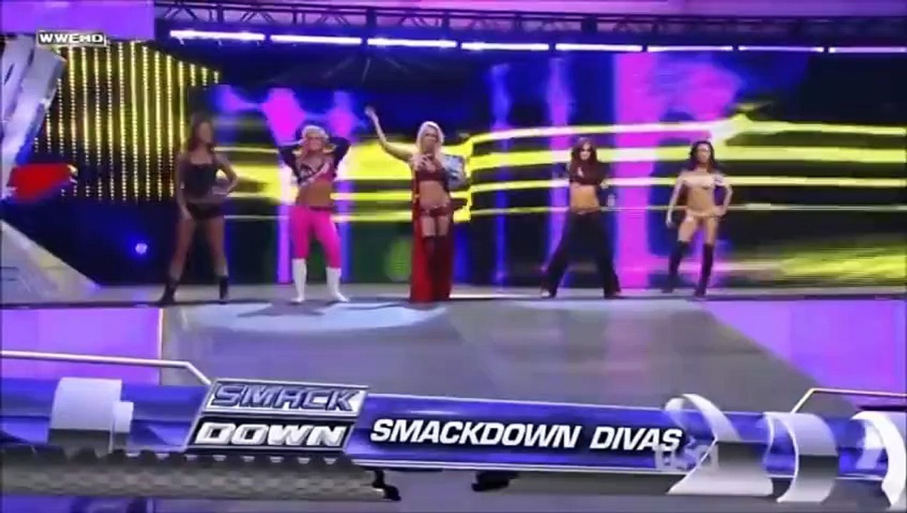 WWE RAW 040609 RAW vs. SmackDown! Divas Tag Team Match