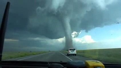 Amazing Massive Tornado