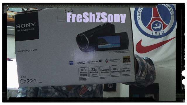 Unboxing Sony HDR CX220E CX220 + Première impression FreShZSony