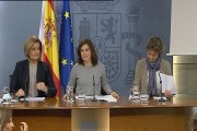 Sáenz de Santamaría pide responsabilidad al PSOE