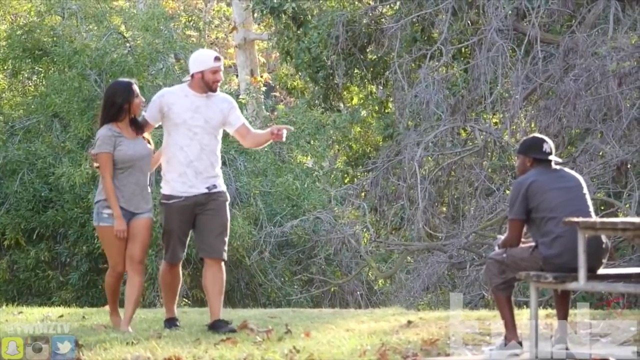 How to Stop A Street Fight Hot Girl Edition Gone Wrong in the Hood