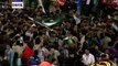 How Muhammad Amir Hold the Mic and Talking to People in Karachi Stadium - PNPNews.net