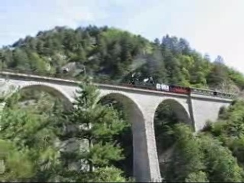 TRAIN DES PIGNES (Locomotive à vapeur E-327)