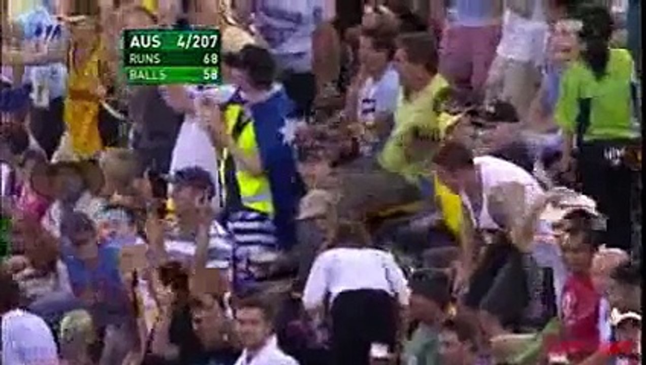 3 Sixes In A Row By Cameron White vs Shahid Afridi (SD)