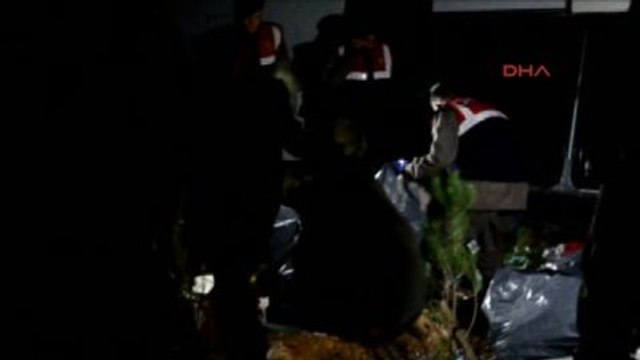 Balıkesir 1 Kaçakları Taşıyan Otobüs Takla Attı: 8 Ölü, 42 Yaralı