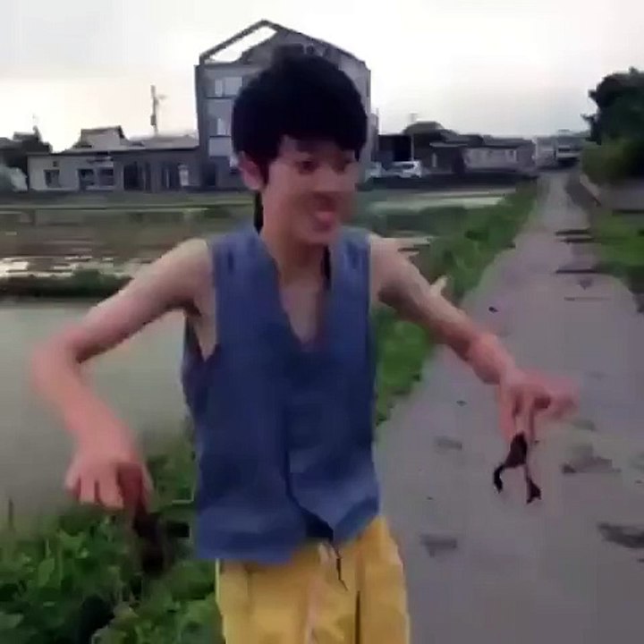 Mampus ngak bakal dilepasin lagi tu Brow