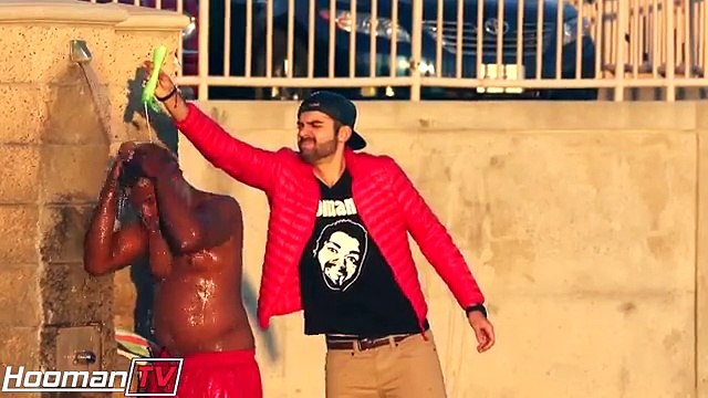 SHAMPOOING PEOPLE PRANK!