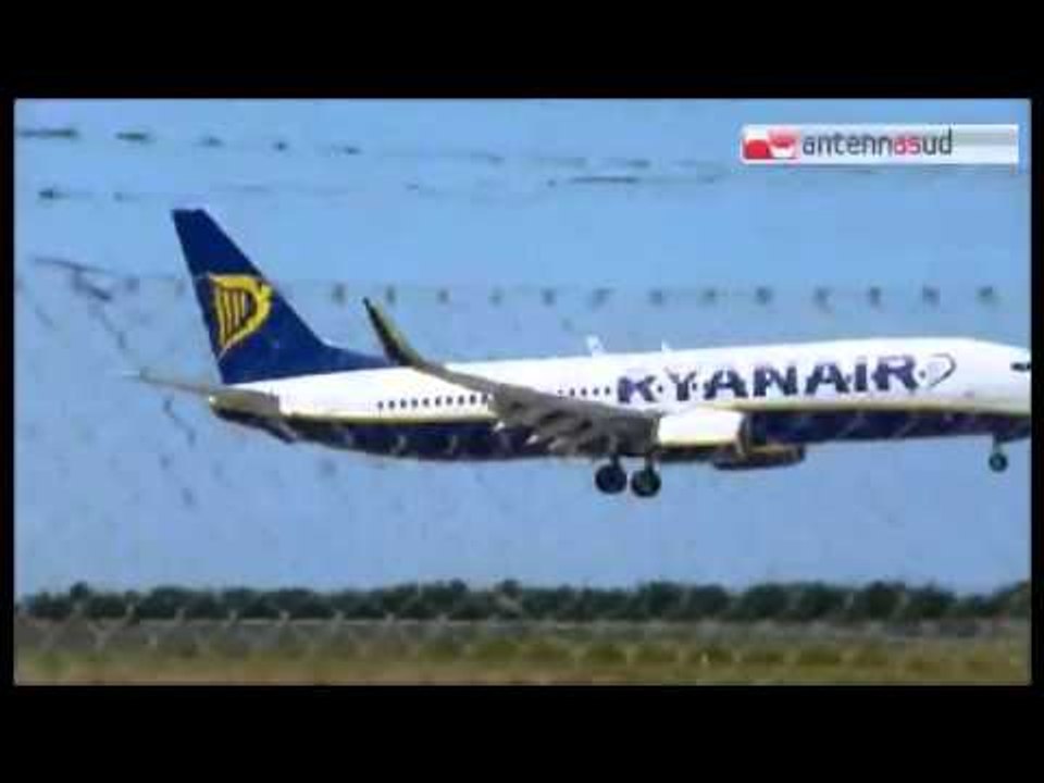Tg Antenna Sud - Ryanair, Emiliano: "Non sospenderemo i voli"