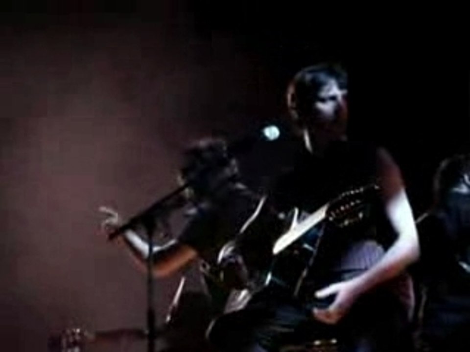 Indochine - Justine + chevauchée (Live Lille)