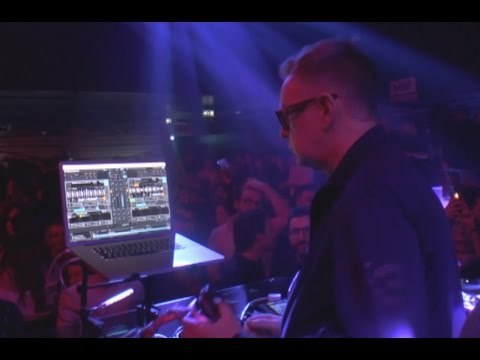 Sant'Antimo (NA) - Andy Fletcher dei Depeche Mode al Joia (11.12.15)