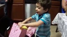 Best gift ever - Hilarious kid's reaction