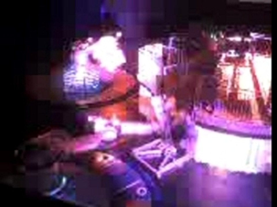 Danse des robots futuroscope