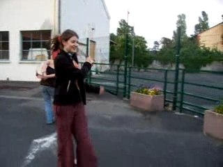 Némilie aux bolas (concert shakazoulou)