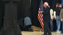 Top News: Bernie Sanders runs to man who fainted during speech P1