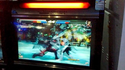 Descargar video: Tekken Tag 2 casuals - Lei/Armor King vs Lars/Leo