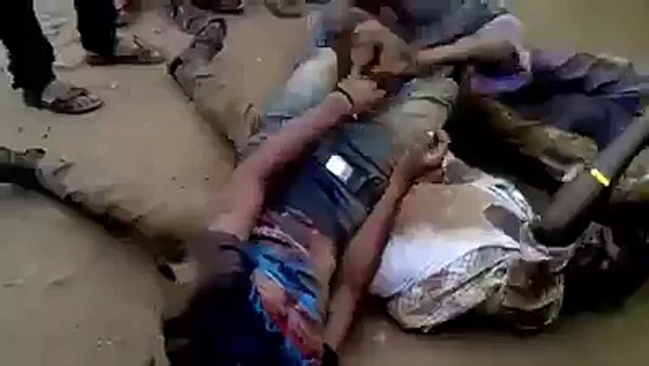 Drunken People Gone Mad on Nagin Song in Wedding At an Indian Village | Fail Compilation