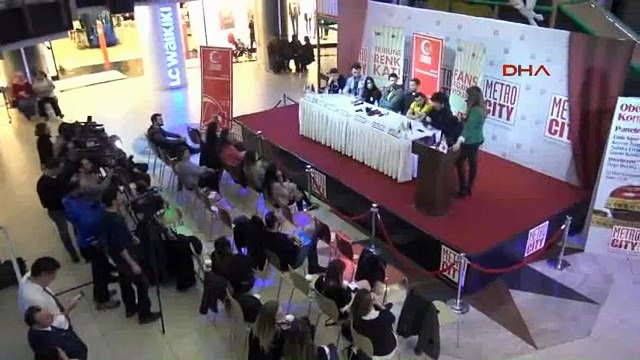 Basketbolcular taraftarlarla bir araya geldi
